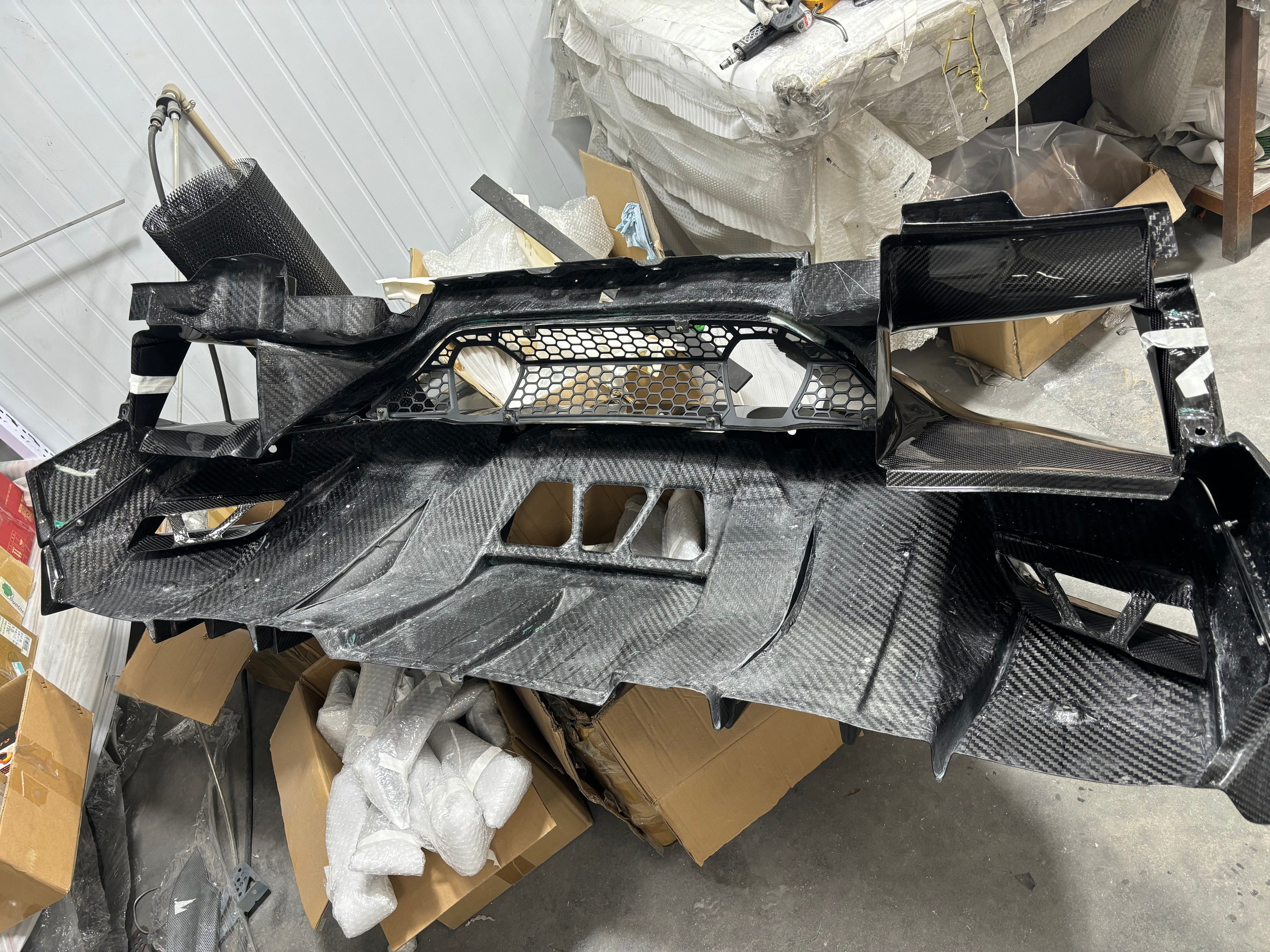 2019 Lamborghini Aventador SVJ Rear Bumper Lip Carbon fiber Replacement Style