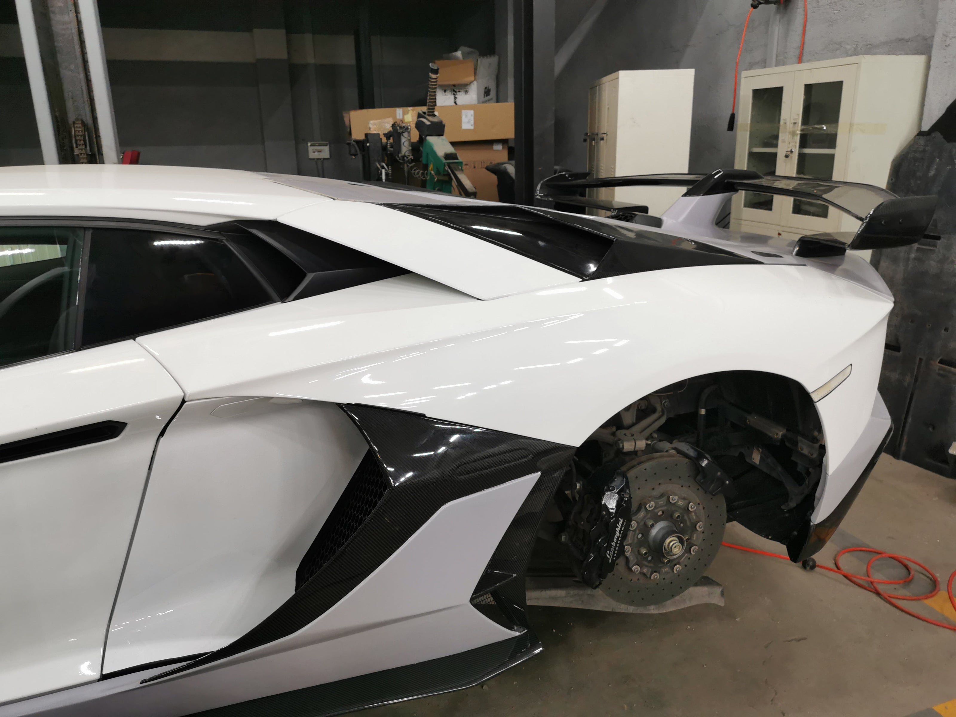 2019 Lamborghini Aventador SVJ Side Skirts Carbon fiber Replacement Style