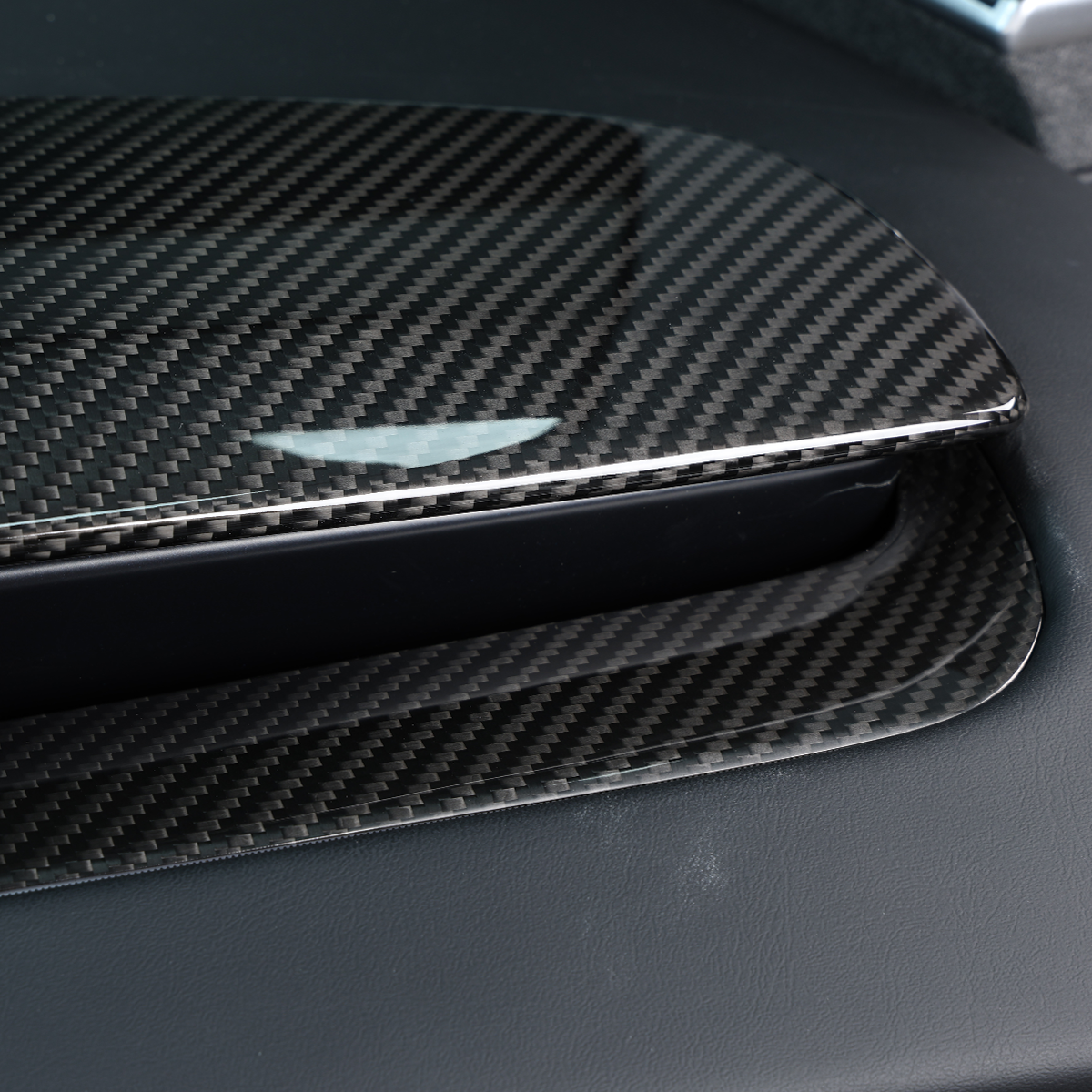 ApexTeslas Tesla Model Y Juniper 2025 Dashboard Air Vents Low Panel Trim Dry Carbon Fiber Interior