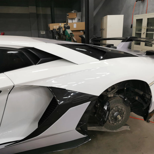 2019 Lamborghini Aventador SVJ Side Skirts Carbon fiber Replacement Style